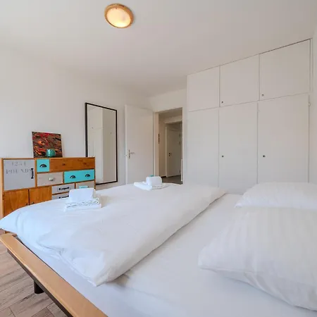 Viktoria A12 By Vacations, Renoviertes App Mit Bergblick Im Zentrum * 阿罗萨