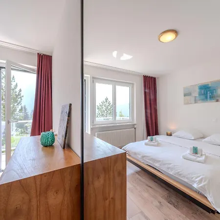 Viktoria A12 By Vacations, Renoviertes App Mit Bergblick Im Zentrum Lejlighed Arosa