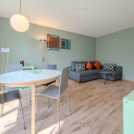 公寓 Viktoria A12 By Vacations, Renoviertes App Mit Bergblick Im Zentrum